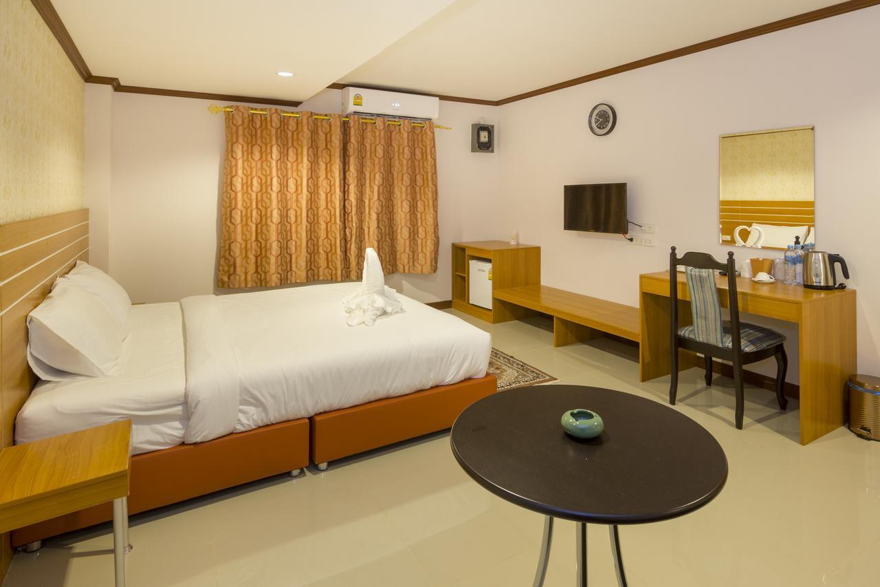 Central Avenue Residency Pattaya Exterior photo